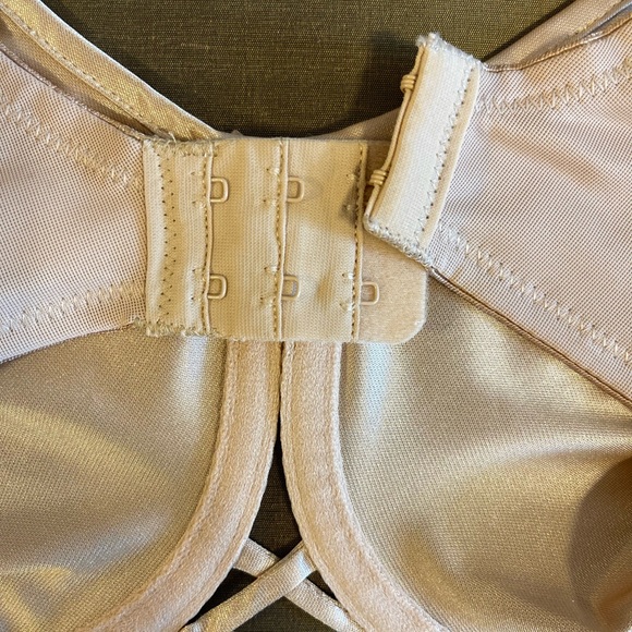 Va Bien Nude Women's Vintage Fit Unlined Minimizer Underwire 34D - Picture 6 of 7